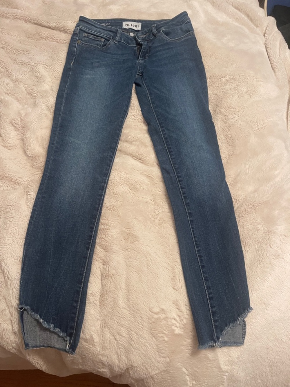 DL1961 Blue Cropped Skinny Jeans with Frayed Angled Hem